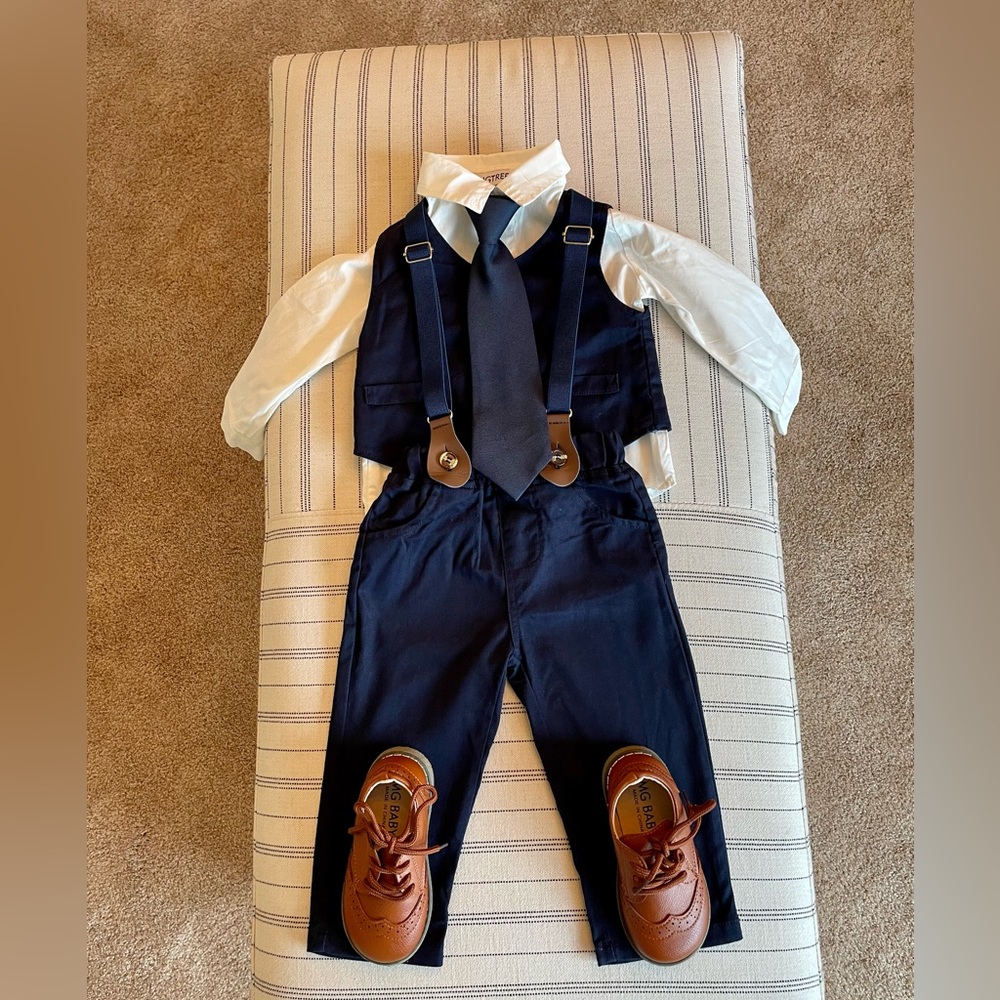 Toddler suit and shoes!